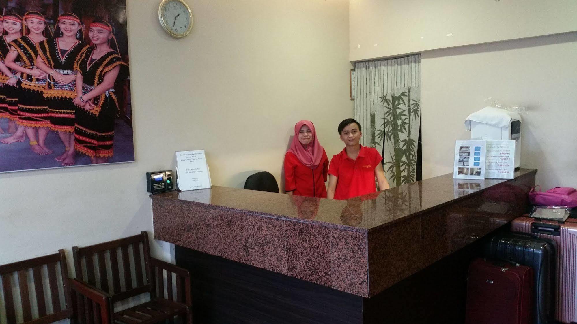 Hotel Sri Iskandar Kota Kinabalu Esterno foto
